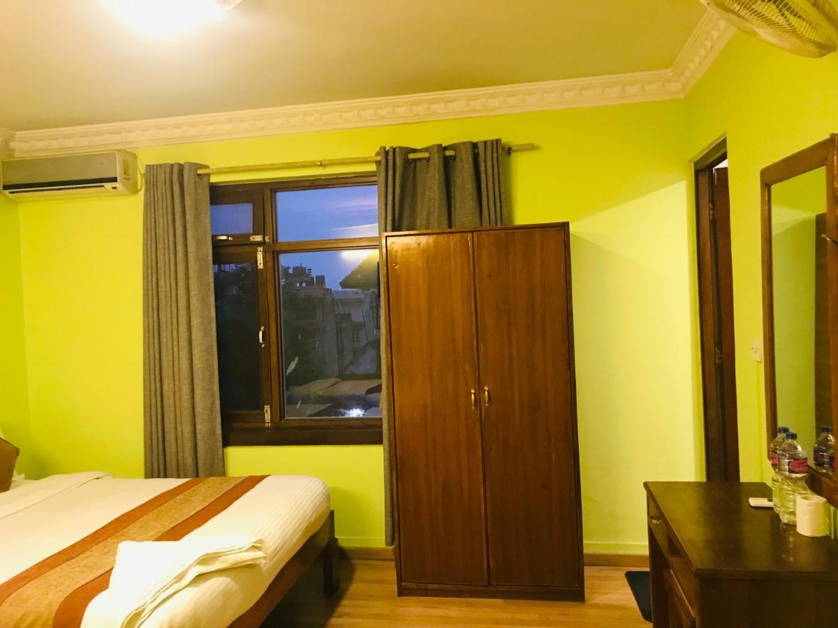 Hotel Lotus Garden Katmandu Zewnętrze zdjęcie