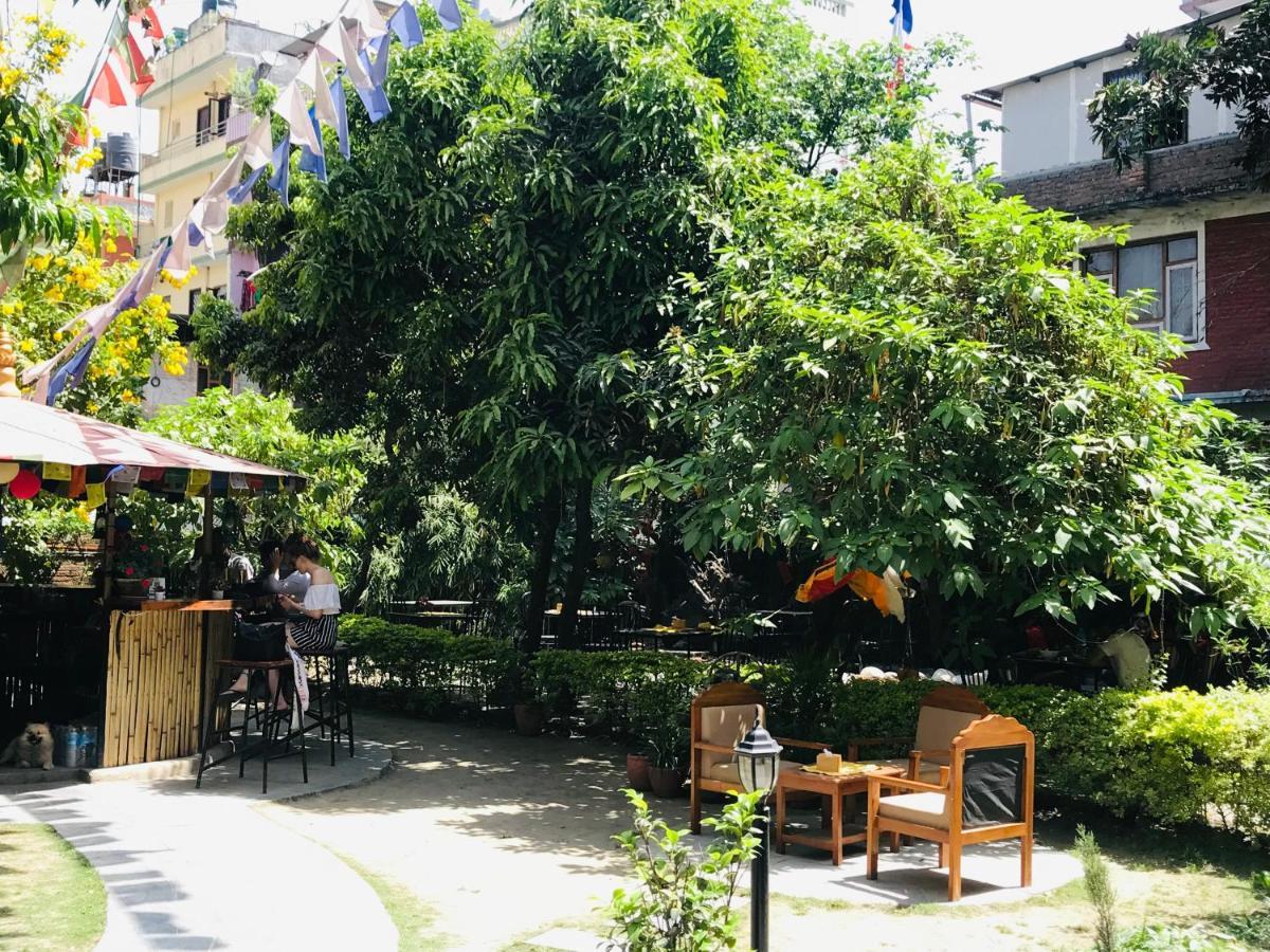 Hotel Lotus Garden Katmandu Zewnętrze zdjęcie