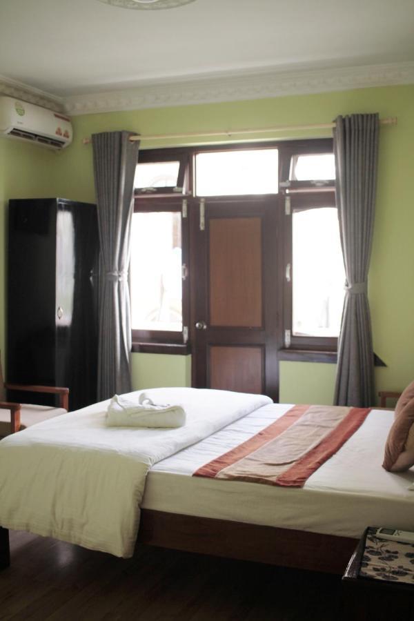 Hotel Lotus Garden Katmandu Zewnętrze zdjęcie