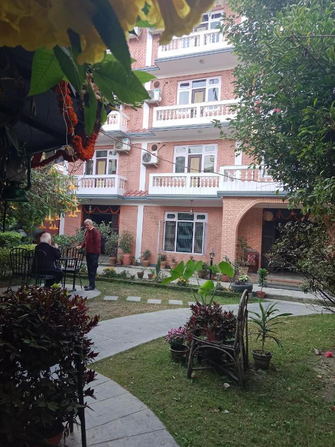 Hotel Lotus Garden Katmandu Zewnętrze zdjęcie