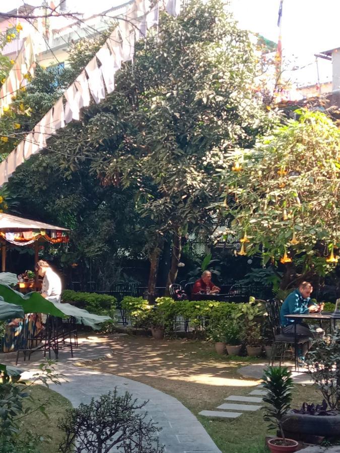 Hotel Lotus Garden Katmandu Zewnętrze zdjęcie