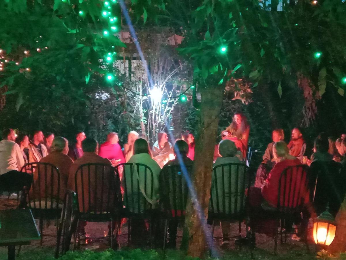 Hotel Lotus Garden Katmandu Zewnętrze zdjęcie